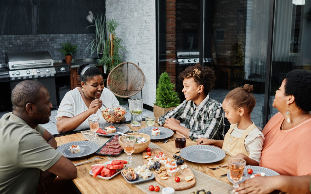 Mealtime Strategies for Healthy Families